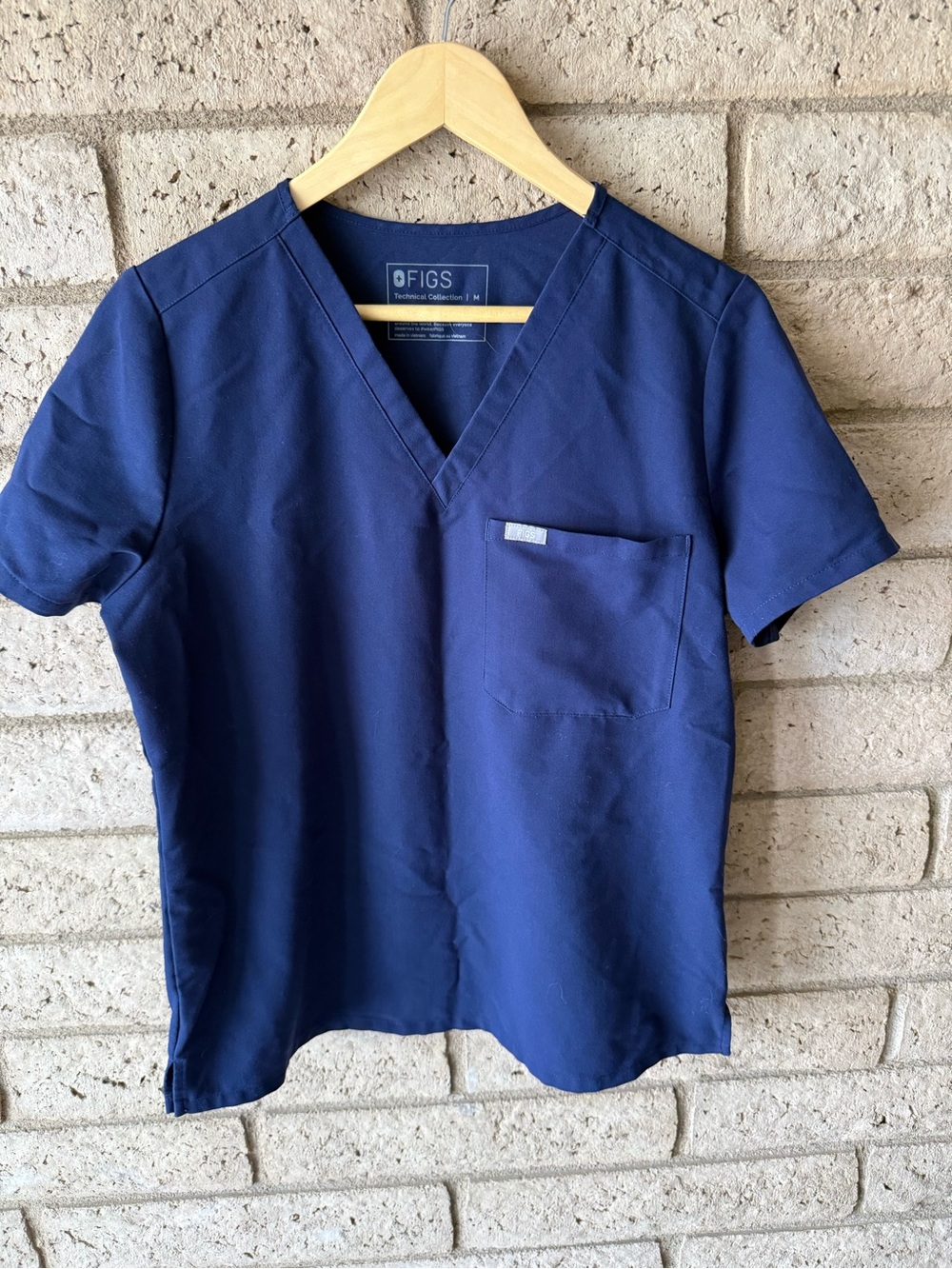 FIGS Scrub Top in Navy